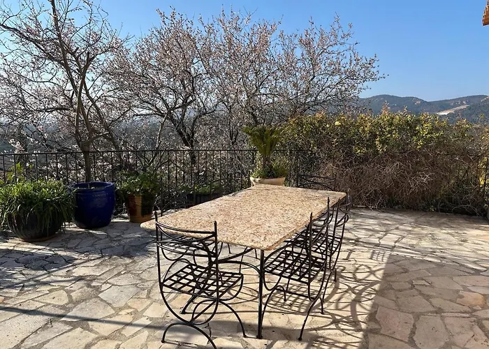 Provencale Calme Avec Piscine Privee * Fréjus