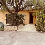 Provencale Calme Avec Piscine Privee Villa *