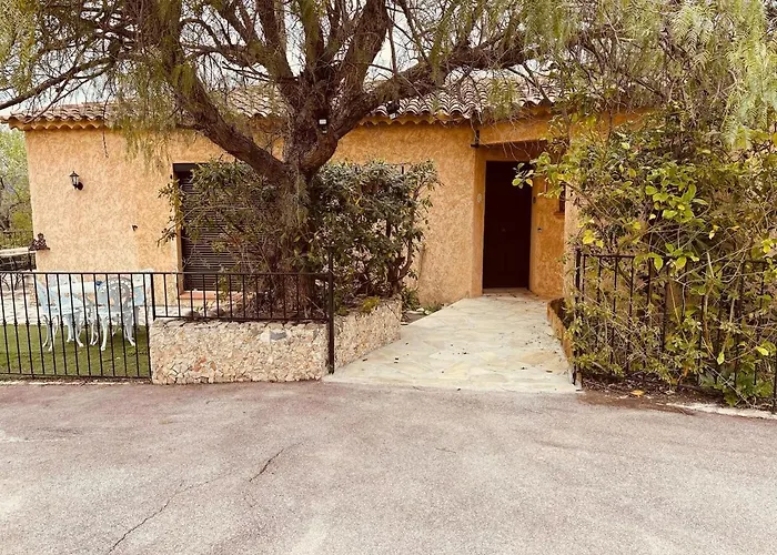 Provençale Calme Avec Piscine Privée Villa *